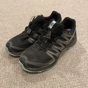 Salomon trail run/ hike shoes